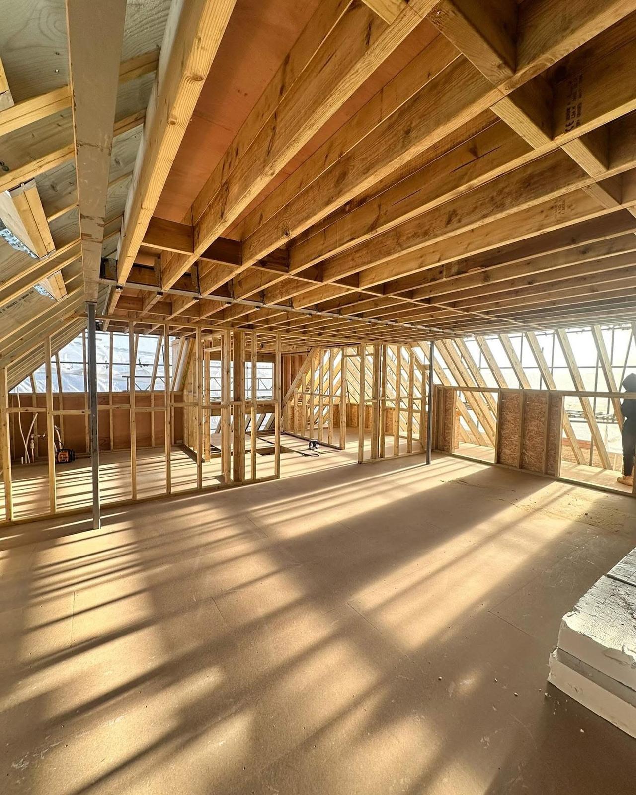 Loft in W12